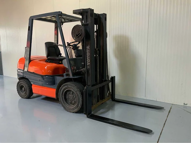 Toyota 02 6dfd 30 - 4.3m triplex, free-lift, 3de&4de funtie tot vorkenbord - vorkheftruck - afbeelding 4 van  14