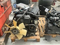Toyota 2.5l automatic - 1jz-ge d4 vvti - car engine - afbeelding 1 van  6