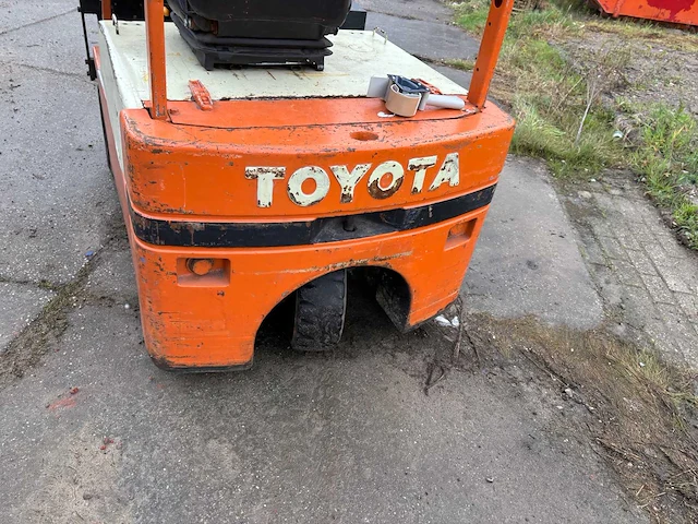 Toyota 2fbe18 vorkheftruck - afbeelding 9 van  12