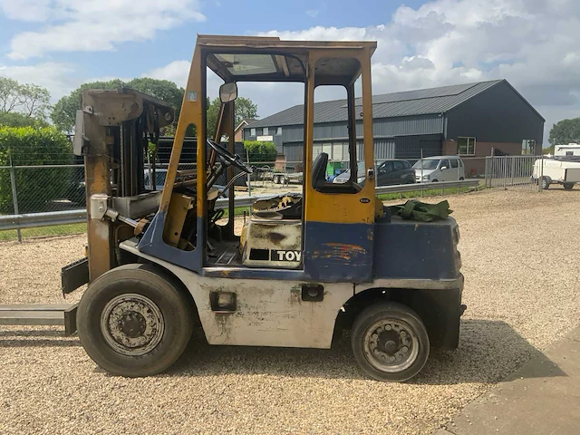 Toyota 2fd35 vorkheftruck - afbeelding 21 van  24