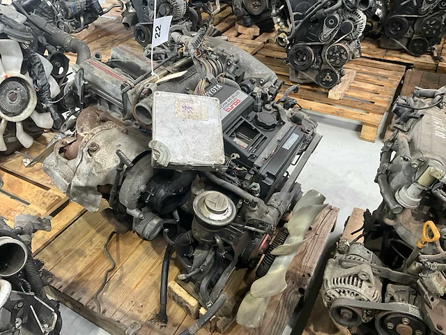 Toyota 3.0l turbo 7mgte motor - afbeelding 3 van  8