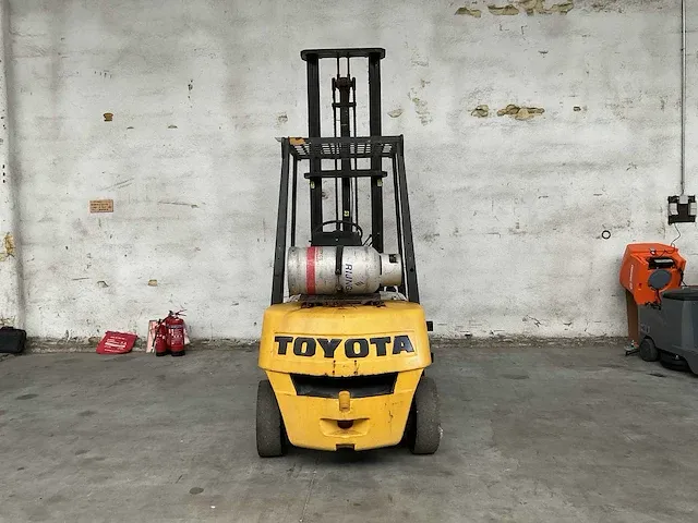 Toyota 42 2fg 20 vorkheftruck - afbeelding 10 van  17