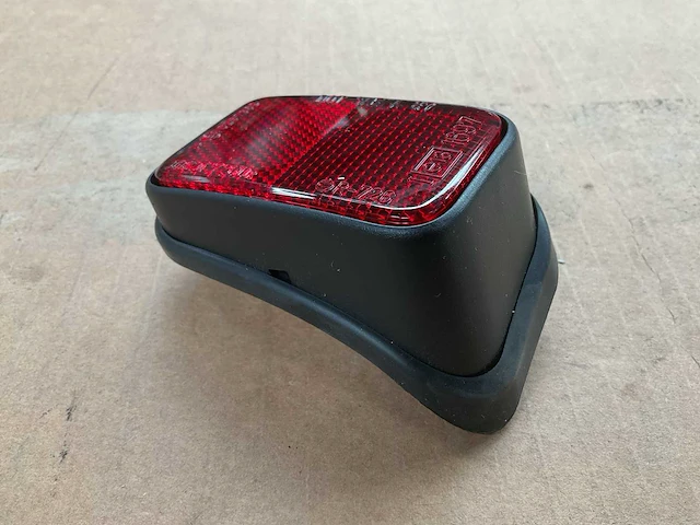 Toyota 81910-35040 reflector - afbeelding 1 van  7