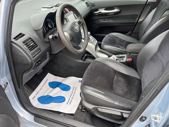 Toyota auris - 1.8 full hybrid exe. automaat cruise airco 19-sgg-1 - afbeelding 13 van  28