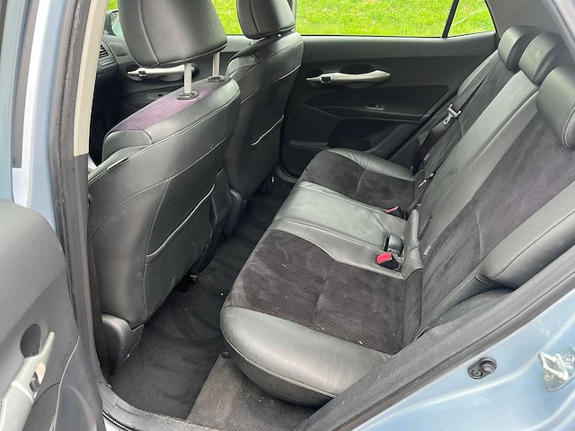 Toyota auris - 1.8 full hybrid exe. automaat cruise airco 19-sgg-1 - afbeelding 18 van  28