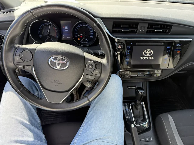 Toyota auris 1.2 turbo dynamic multidrive s 116 at,2016 - afbeelding 26 van  26