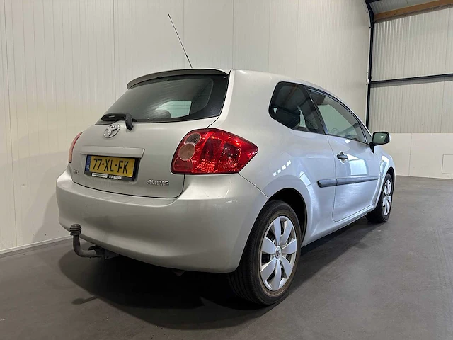 Toyota auris 1.6-16v terra 77-xl-fk - afbeelding 13 van  17