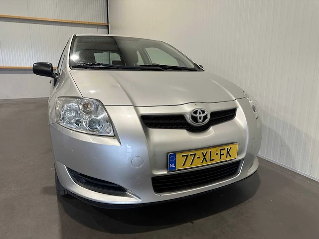 Toyota auris 1.6-16v terra 77-xl-fk - afbeelding 16 van  17