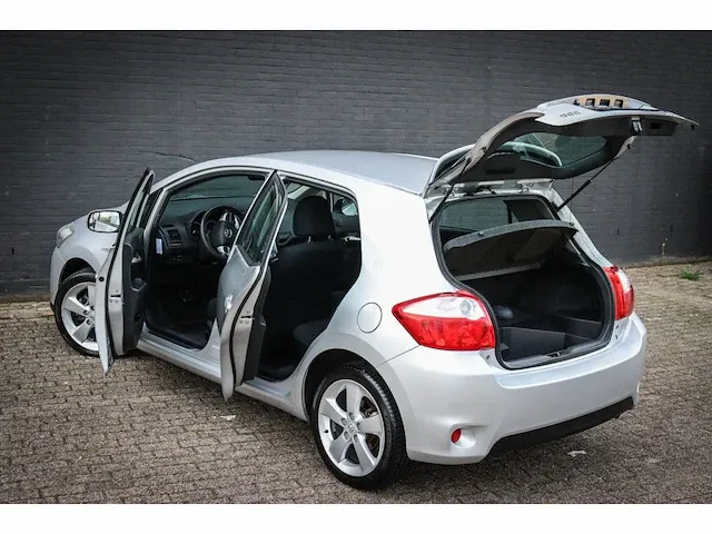 Toyota auris 1.8 full hybrid dynamic, 40-rgp-4 - afbeelding 15 van  21