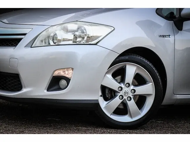 Toyota auris 1.8 full hybrid dynamic, 40-rgp-4 - afbeelding 16 van  21