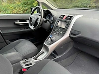 Toyota auris 1.8 full hybrid dynamic business automaat, 98-xvt-5 - afbeelding 16 van  16