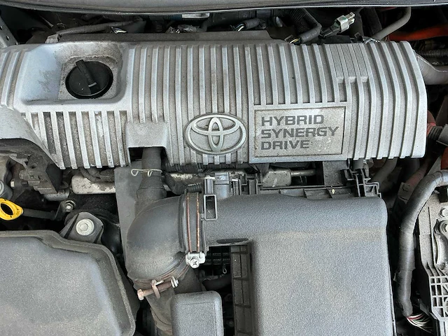 Toyota auris 1.8 full hybrid lesauto - afbeelding 16 van  45