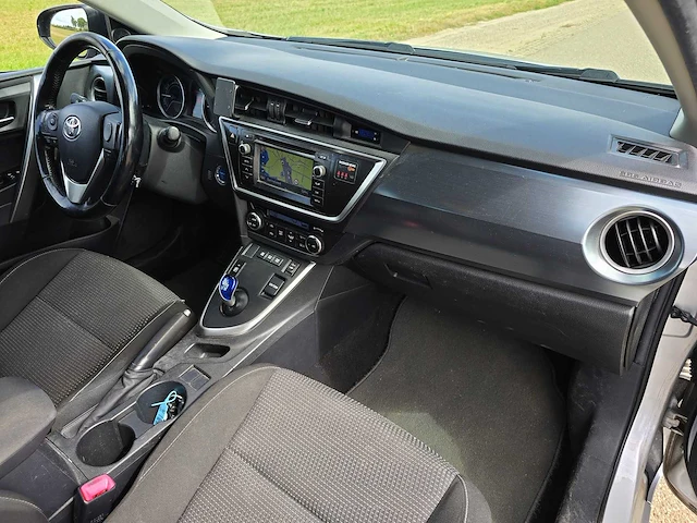 Toyota auris 1.8 hybrid aspiration, 5-knz-97 - afbeelding 4 van  33