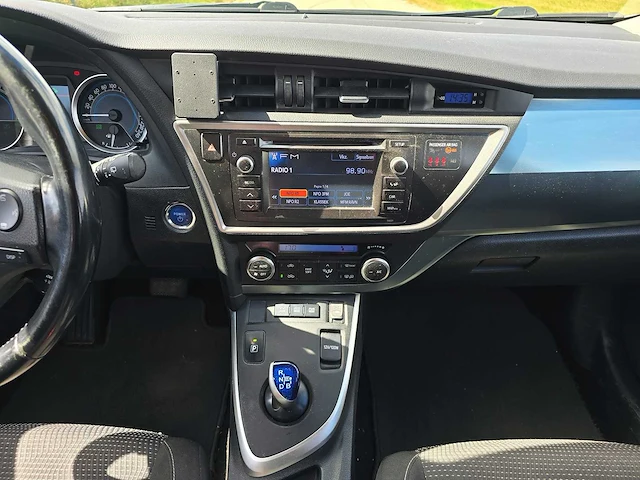 Toyota auris 1.8 hybrid aspiration, 5-knz-97 - afbeelding 6 van  33