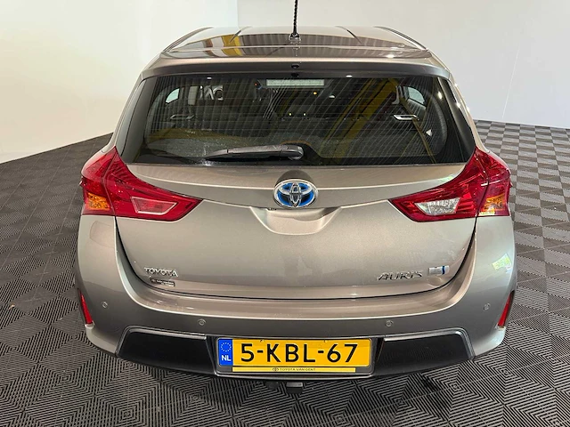 Toyota auris 1.8 hybrid dynamic, 5-kbl-67 - afbeelding 7 van  13