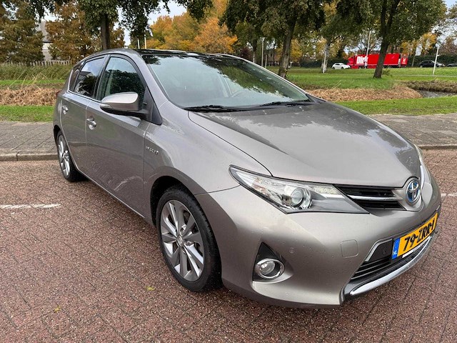 Toyota auris 1.8 hybrid lease , 79-zrr-1 - afbeelding 10 van  17