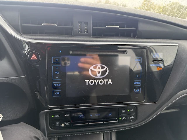 Toyota auris 33i vvt,2017 - afbeelding 2 van  27