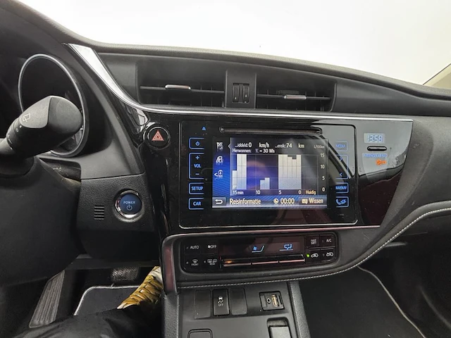 Toyota auris hev 1 8i hsd black edition e,2017 - afbeelding 3 van  35