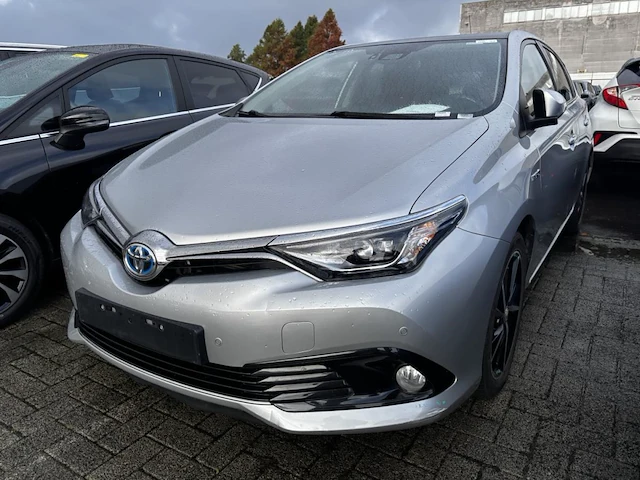 Toyota auris hev 1 8i hsd black edition e,2017 - afbeelding 1 van  35