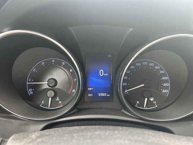 Toyota auris touring sports 1.2t dynamic | r-580-rx - afbeelding 12 van  26