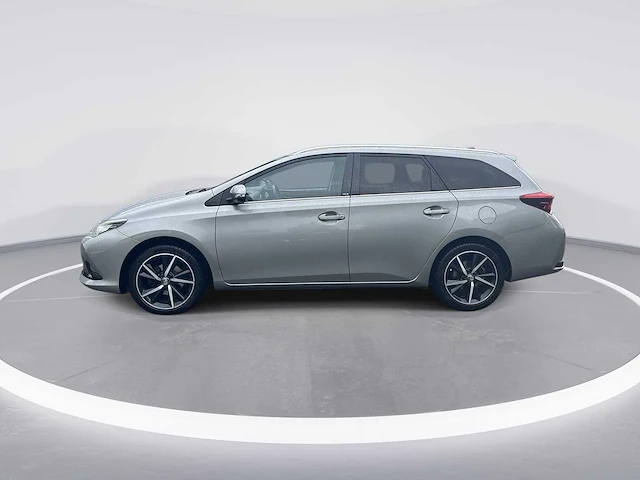 Toyota auris touring sports 1.2t dynamic | r-580-rx - afbeelding 2 van  26
