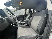 Toyota auris touring sports 1.2t dynamic | r-580-rx - afbeelding 9 van  26