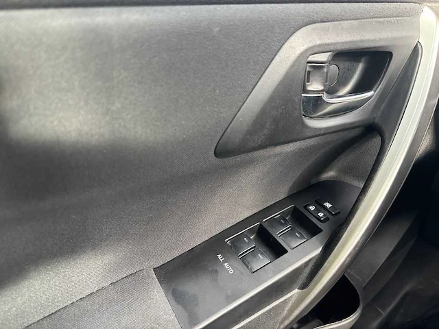 Toyota auris touring sports 1.8 hybr. lease , 7-zhp-28 - afbeelding 6 van  23