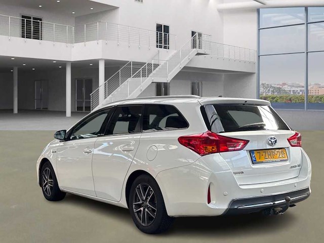 Toyota auris touring sports 1.8 hybr. lease , 7-zhp-28 - afbeelding 18 van  23