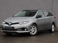 Toyota auris touring sports 1.8 hybrid black edition | rr-811-j - afbeelding 1 van  33