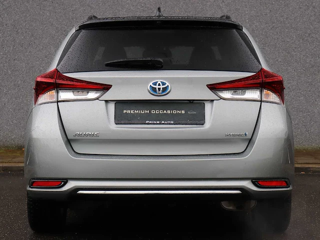 Toyota auris touring sports 1.8 hybrid black edition | rr-811-j - afbeelding 7 van  29