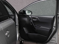 Toyota auris touring sports 1.8 hybrid black edition | rr-811-j - afbeelding 11 van  29