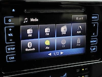 Toyota auris touring sports 1.8 hybrid black edition | rr-811-j - afbeelding 26 van  29