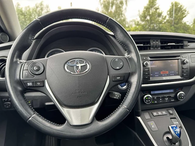 Toyota auris touring sports 1.8 hybrid lease pro 2013 | 8-sfn-72 - afbeelding 12 van  18