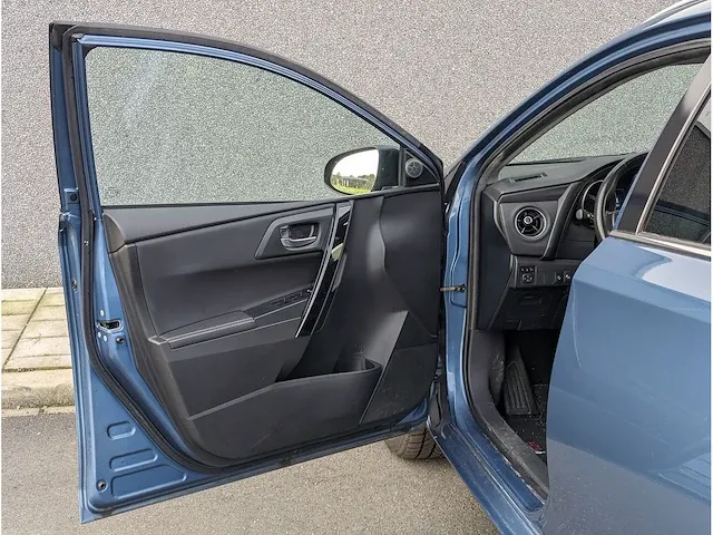 Toyota auris touring sports | hj-551-s - afbeelding 29 van  40