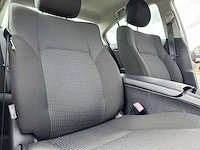 Toyota avensis 1.6 vvti dynamic 2009 | 86-jsv-7 - afbeelding 13 van  24