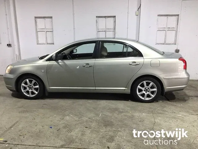 Toyota avensis 1.8 vvti automaat, 27-nkk-1 - afbeelding 2 van  25
