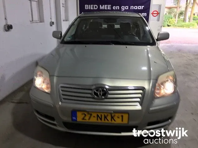 Toyota avensis 1.8 vvti automaat, 27-nkk-1 - afbeelding 8 van  25