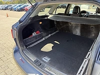 Toyota avensis sw 2.0 d-4d executive ii dpf 126, 2011 - afbeelding 15 van  32