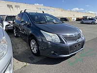 Toyota avensis sw 2.0 d-4d executive ii dpf 126, 2011 - afbeelding 23 van  32