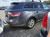 Toyota avensis sw 2.0 d-4d executive ii dpf 126, 2011 - afbeelding 27 van  32
