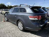 Toyota avensis sw 2.0 d-4d executive ii dpf 126, 2011 - afbeelding 28 van  32