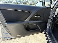 Toyota avensis sw 2.0 d-4d executive ii dpf 126, 2011 - afbeelding 29 van  32