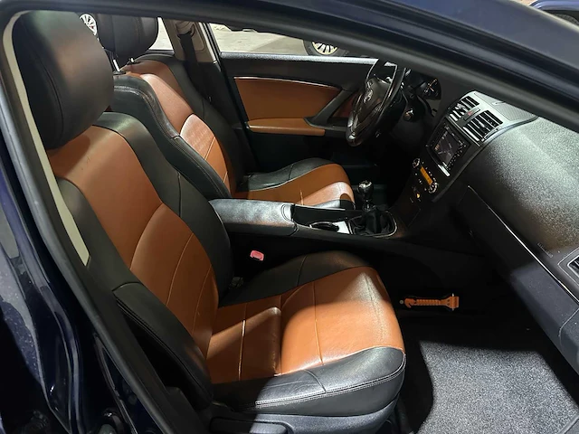 Toyota avensis wagon 1.8 vvti panoramic 147pk 2009, 17-jrj-6 youngtimer - afbeelding 21 van  36