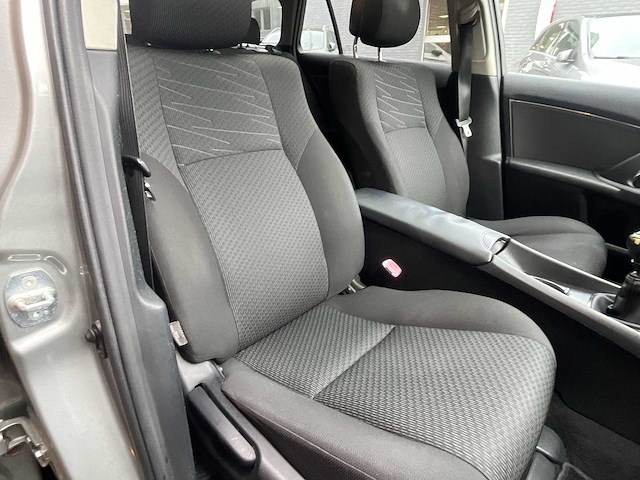 Toyota avensis wagon 1.8 vvti panoramic business special 2009 | 93-hps-3 - afbeelding 22 van  32