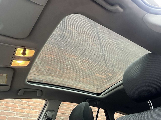 Toyota avensis wagon 1.8 vvti panoramic business special 2009 | 93-hps-3 - afbeelding 31 van  32