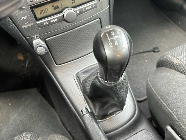 Toyota avensis wagon 2.0 vvti linea luna | 92-rh-hv - afbeelding 18 van  24