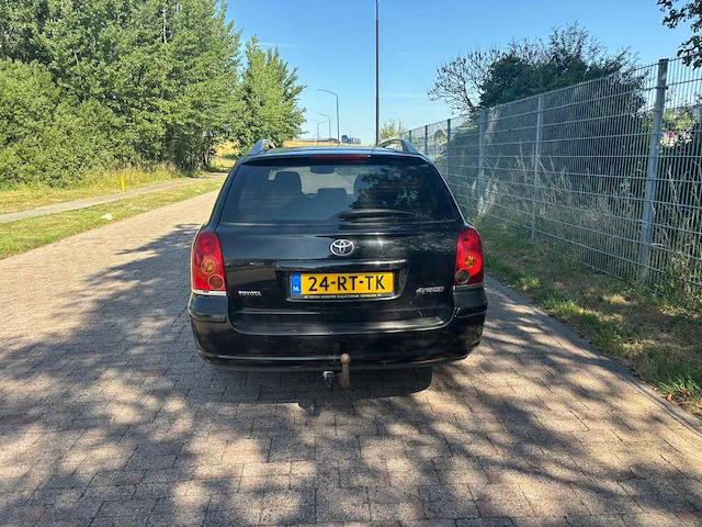 Toyota avensis wagon 2.0 vvti linea sol 2005 | 24-rt-tk i - afbeelding 8 van  11