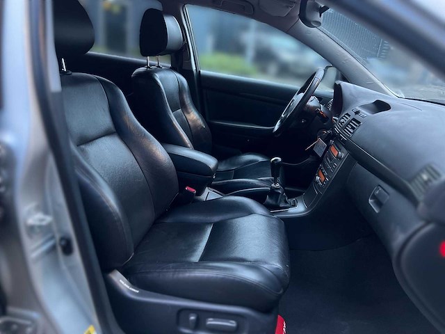 Toyota avensis wagon 2.0 vvti linea sol 2006 | 21-glr-7 - afbeelding 26 van  33