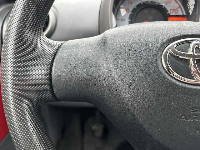 Toyota aygo 1.0-12v | 13-gjp-8 - afbeelding 6 van  21