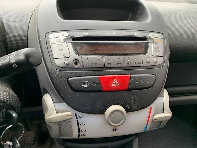 Toyota aygo 1.0 12v, 17-zp-nk - afbeelding 3 van  13